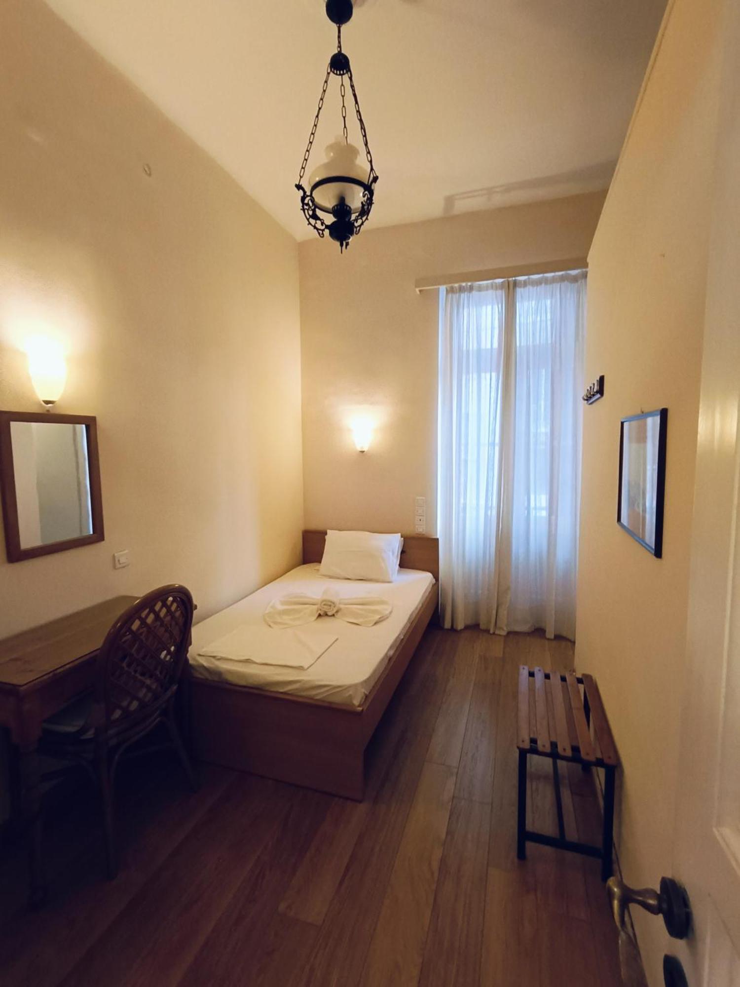 Anesis Hotel Loutra Edipsou  ภายนอก รูปภาพ