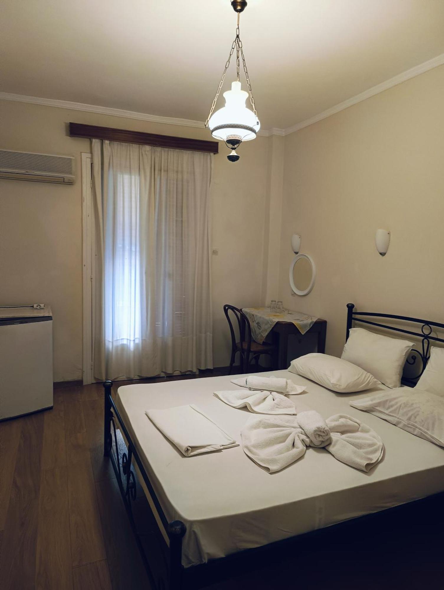 Anesis Hotel Loutra Edipsou  ภายนอก รูปภาพ