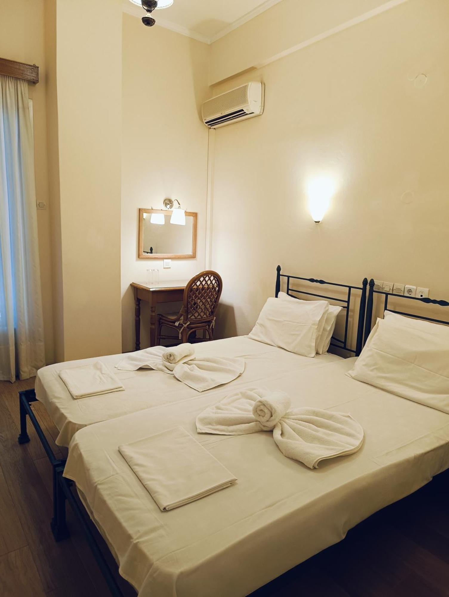 Anesis Hotel Loutra Edipsou  ภายนอก รูปภาพ