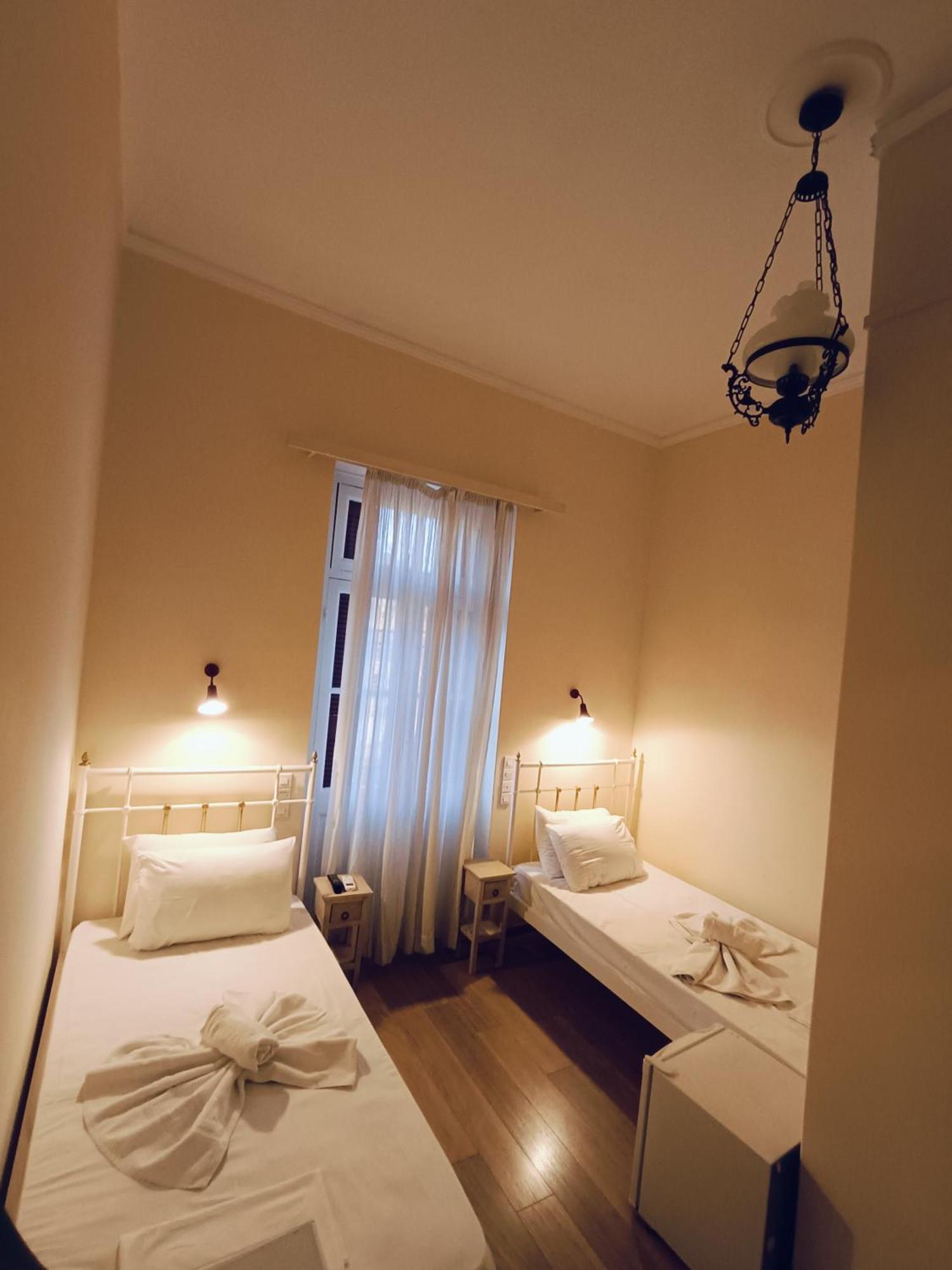 Anesis Hotel Loutra Edipsou  ภายนอก รูปภาพ