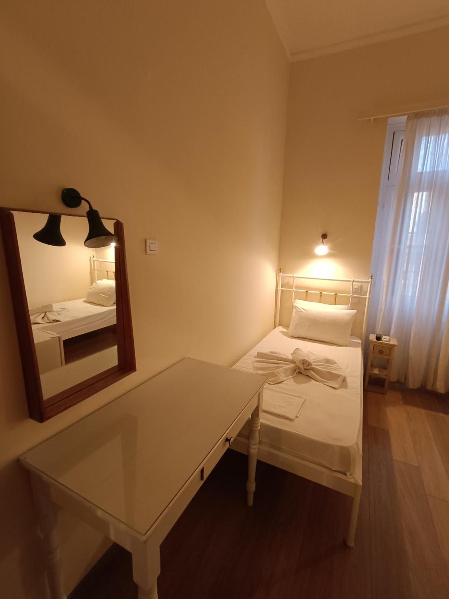 Anesis Hotel Loutra Edipsou  ภายนอก รูปภาพ